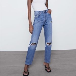 Zara ripped mom fit jeans
